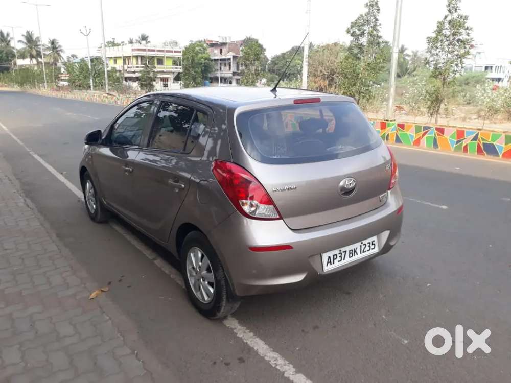 Hyundai I20 Sportz (good Condition)