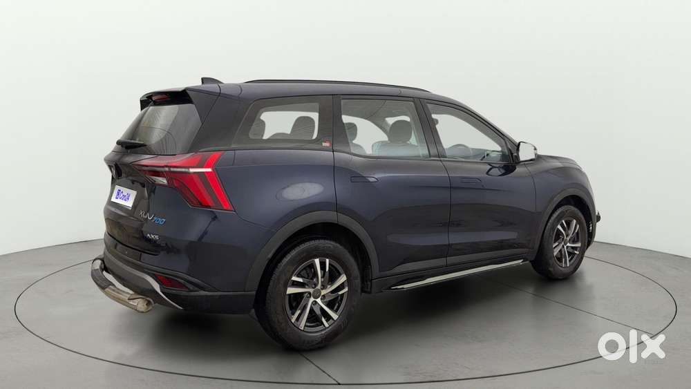 Mahindra Xuv700 2.0 Ax 5 Petrol Mt 7 Str, 2022, Petrol