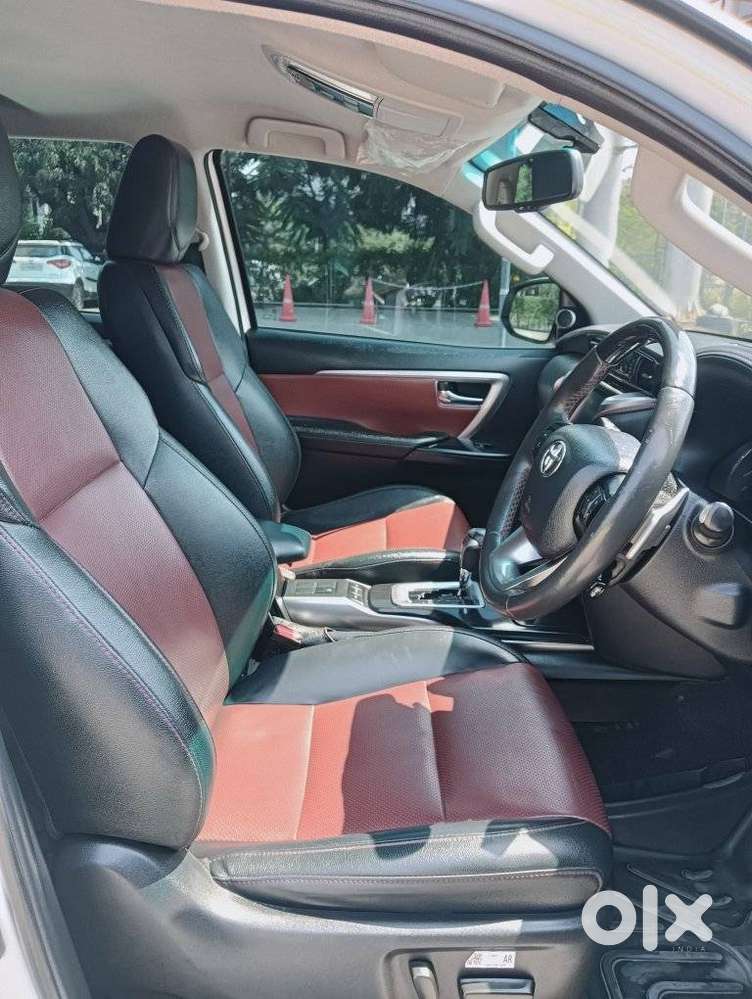 Toyota Fortuner Legender 4x2 At 2.8, 2023, Diesel