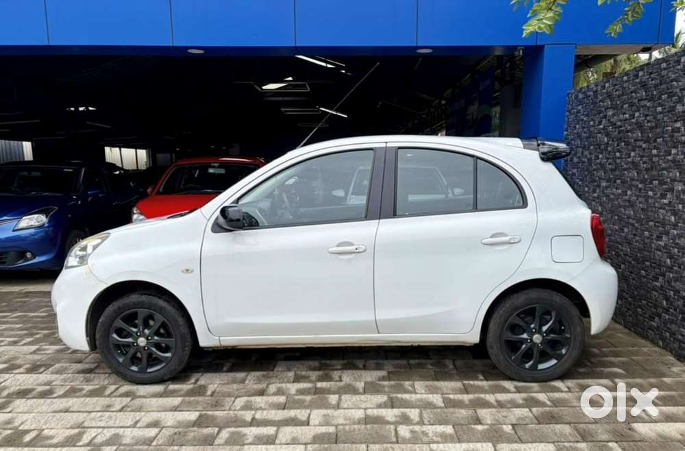 Nissan Micra Xv Cvt, 2017, Petrol