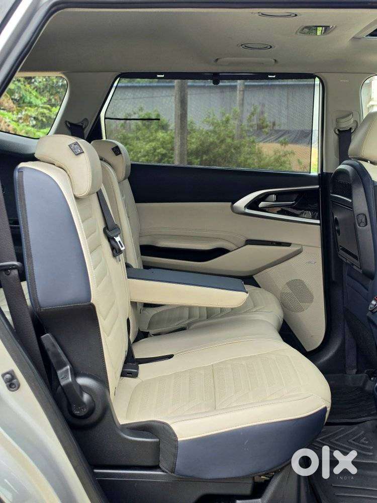 Kia Carens Luxury Plus Turbo Dct 8 Seater, 2024, Petrol