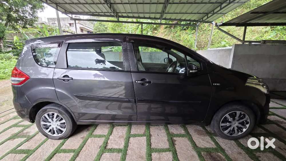 Maruti Suzuki Ertiga Vdi Diesel 2013  Well Maintained  Family Use