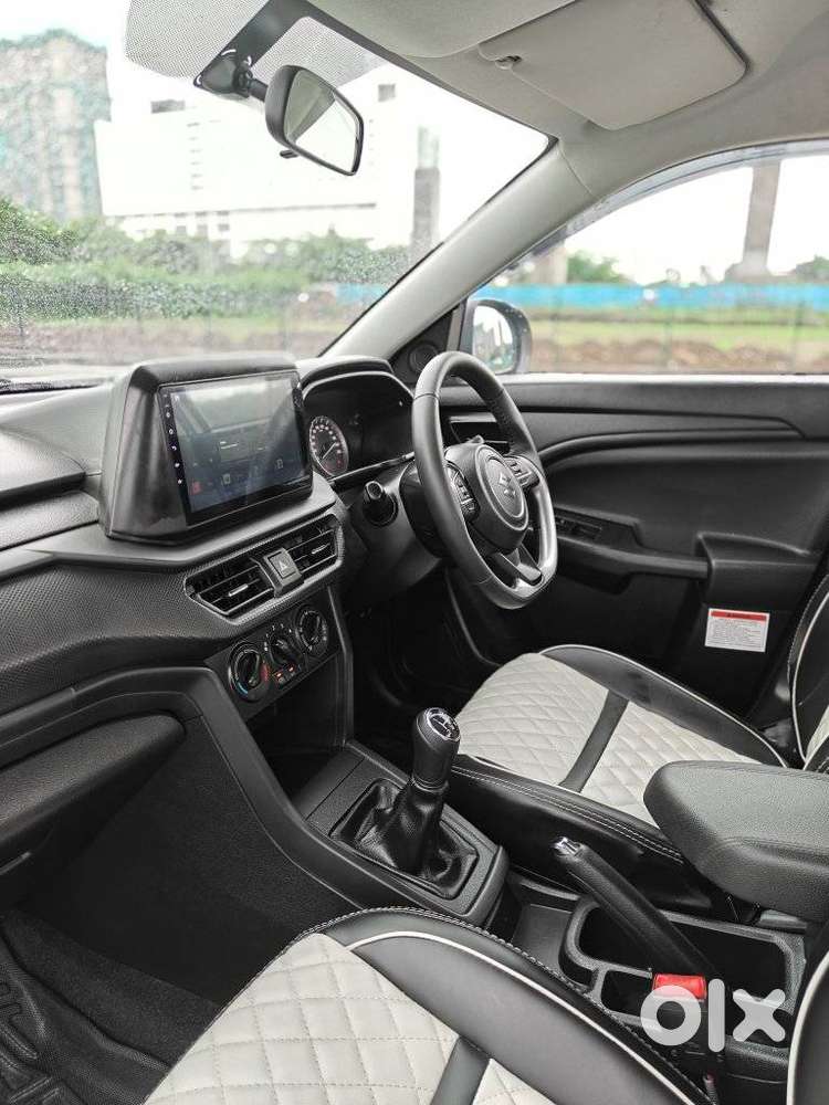 Maruti Suzuki Brezza 1.5 Lxi Cng, 2025, Cng & Hybrids