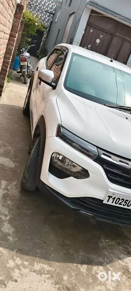 Renault 2025 Kwid 2025 Petrol 8000 Km Driven