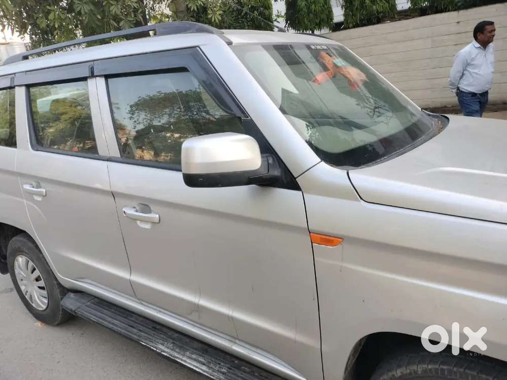 Mahindra Tuv 300 2016