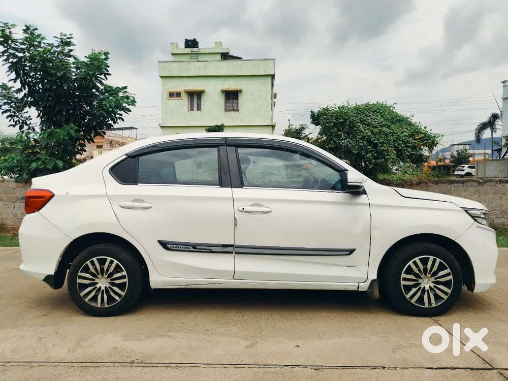 Honda Amaze Diesel 2021 Showroom Maintained, Mid Variant. Track Avlble