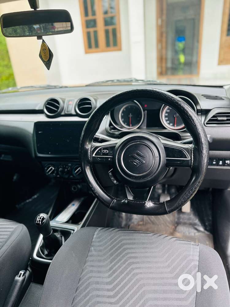 Maruti Suzuki Swift Petrol 2023