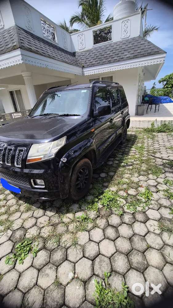 Mahindra Tuv 300 2016