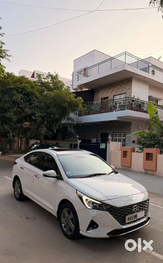 Hyundai Verna 1.5 Sx (o) Ivt, 2021, Petrol