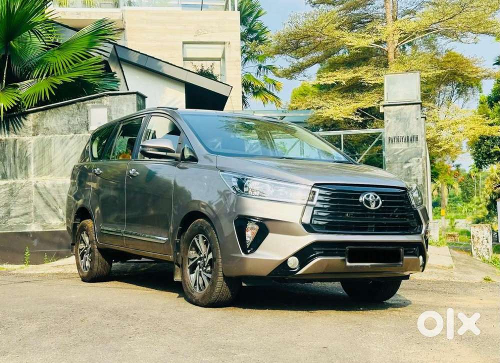 Toyota Innova Crysta 2.4 Gx Limited Edition At 7 Str, 2021, Diesel