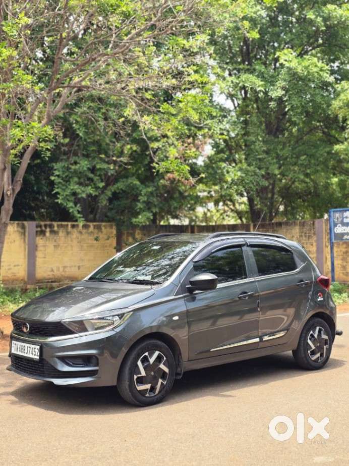 Tata Tiago 1.2 Revotron Xm, 2025, Petrol