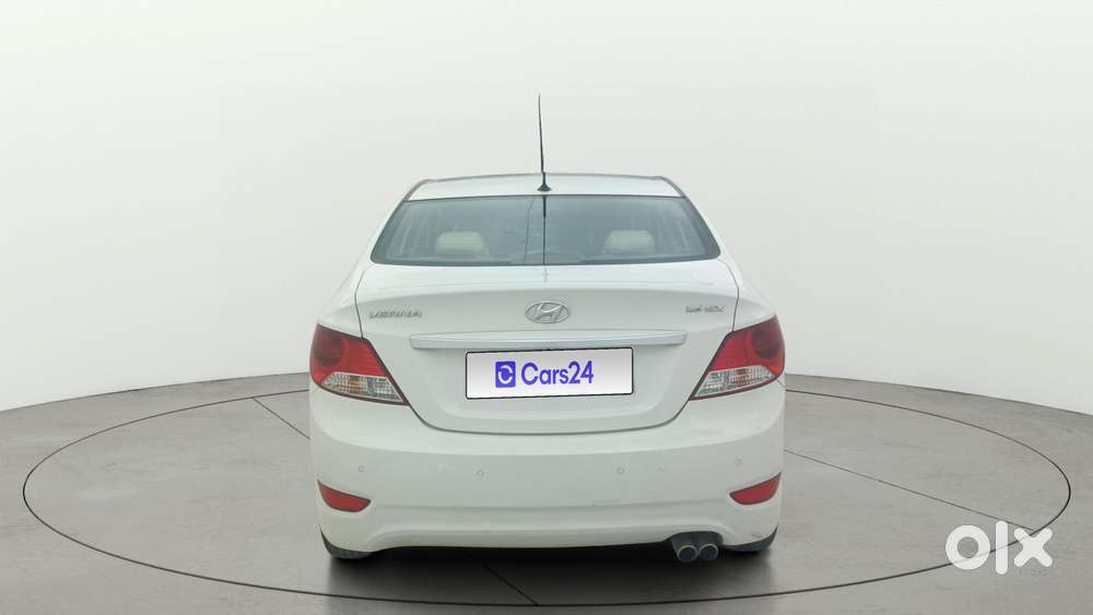 Hyundai Verna Fluidic 1.6 Vtvt Sx Automatic, 2014, Petrol