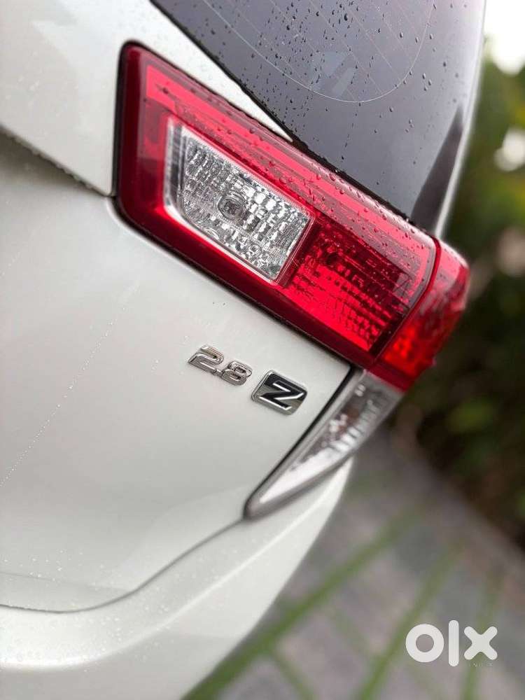 Toyota Innova Crysta 2.8 Z, 2016, Diesel