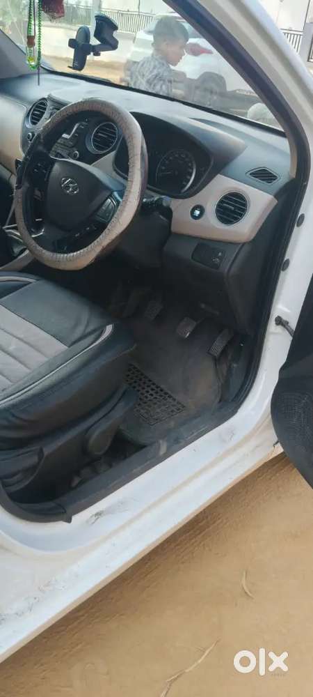 Hyundai Grand I10 10 Petrol 122500 Km Driven