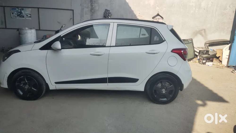 Hyundai Grand I10 2017 Diesel 71000 Km Driven