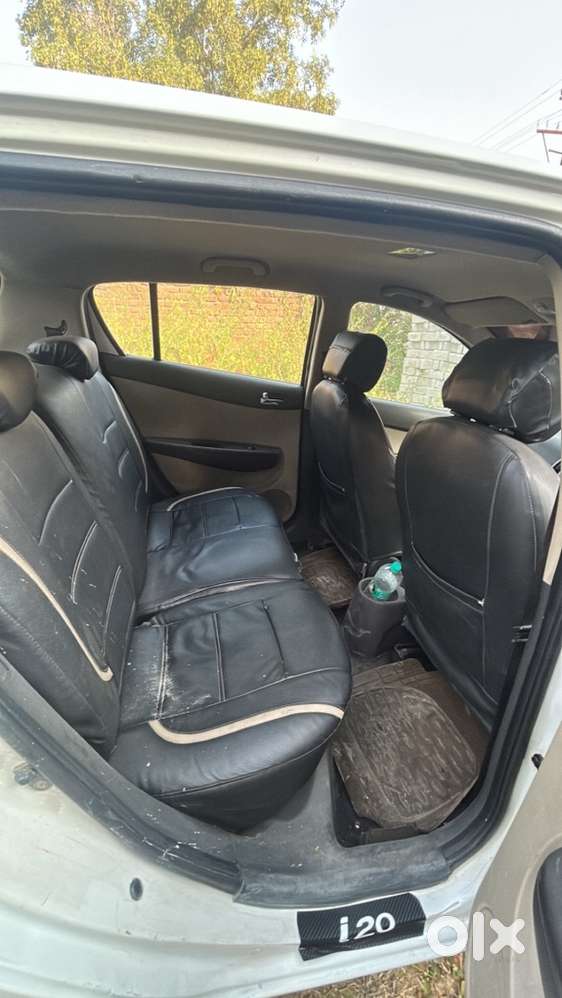 Hyundai I20 Sportz 2012