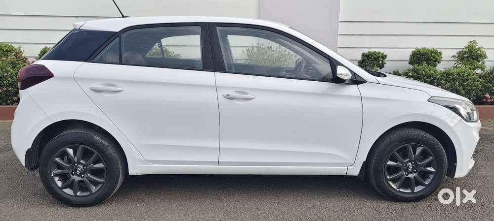 Hyundai I20 Sportz Plus, 2020, Petrol