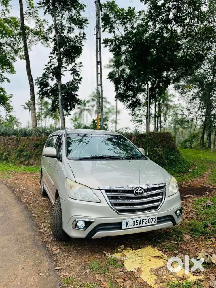 Toyota Innova 2012 Og Kerala