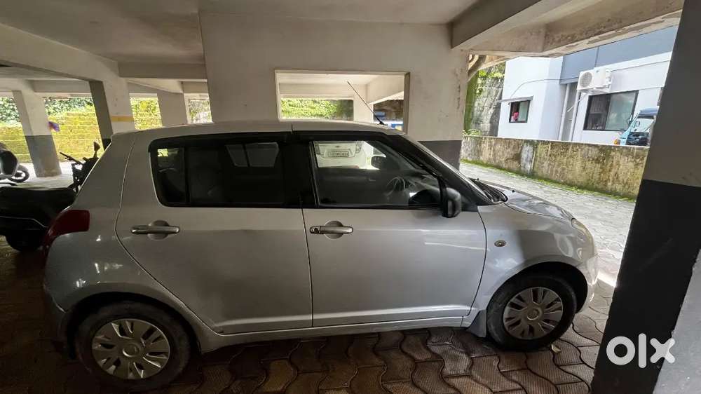 Swift 1.3 Vxi Maruti 2007