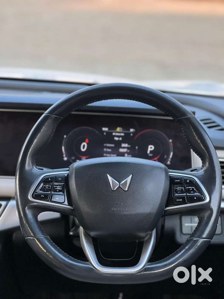 Mahindra Xuv700, 2022, Diesel