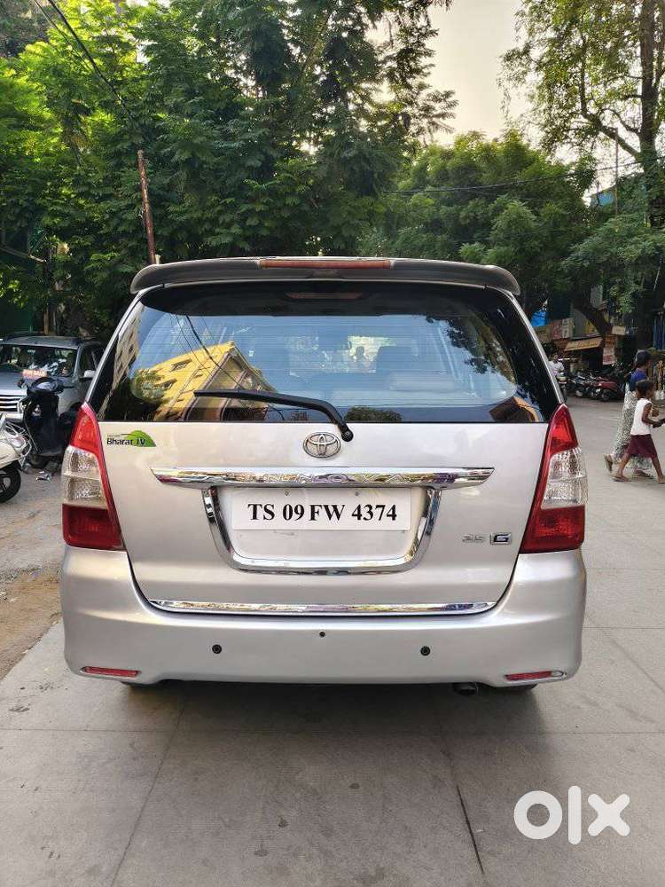 Toyota Innova 2.5 G (diesel) 8 Seater, 2013, Diesel