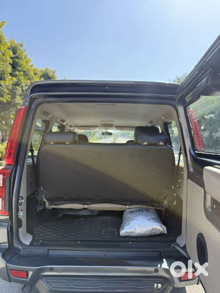 Mahindra Scorpio Classic 2.2 S 11 Mt 7 Str, 2024, Diesel