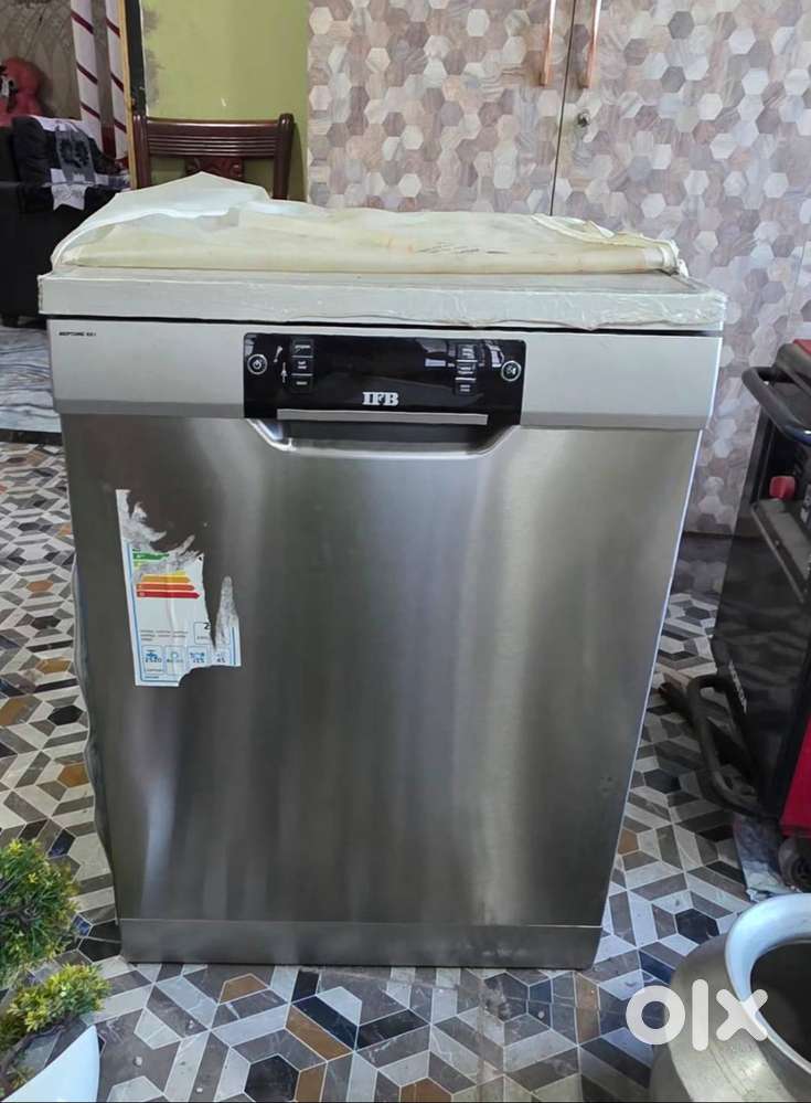 DISH WASHER
