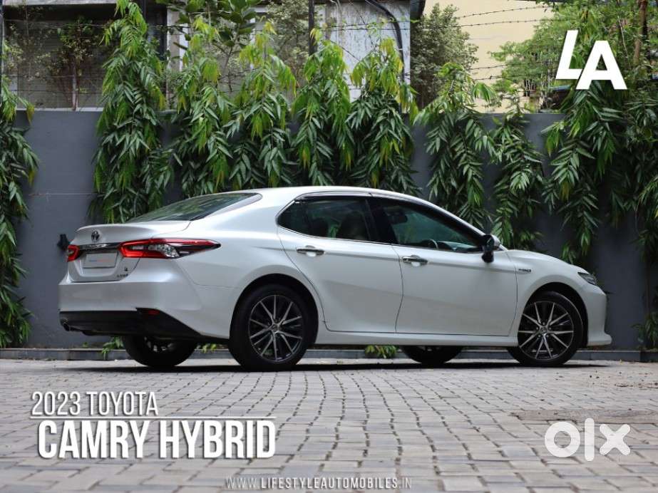 Toyota Camry Hybrid, 2023, Petrol