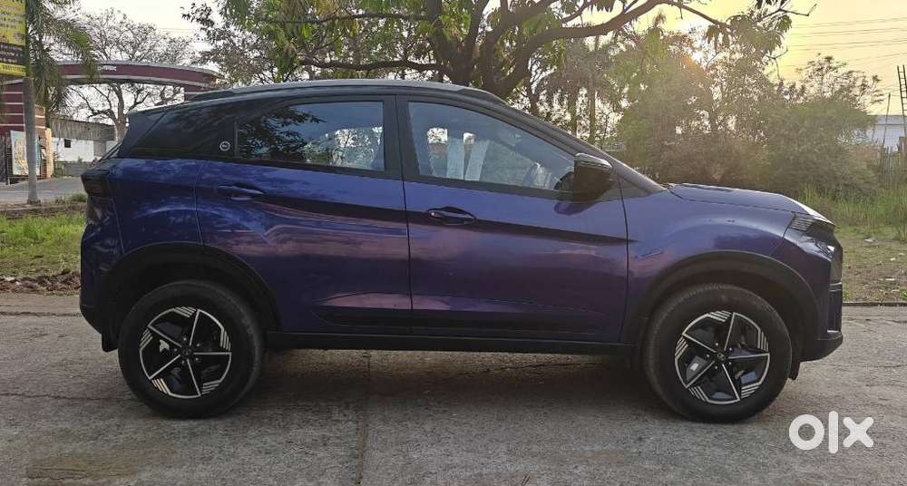 Tata Nexon Fearless Plus S 1.2 Revotron Petrol 6mt Dt, 2023, Petrol