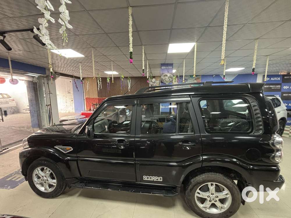 Mahindra Scorpio S10, 2016, Diesel