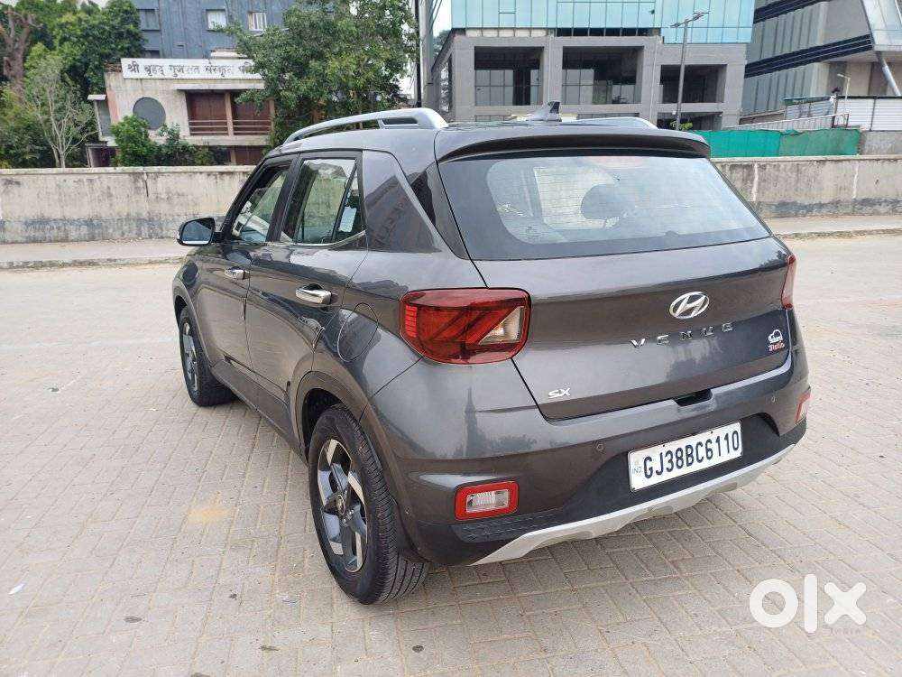 Hyundai Venue 1.0 Sx Turbo Imt, 2021, Petrol