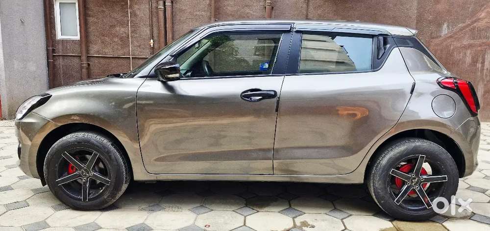 2021 Maruti Suzuki Swift Vxi First Owner