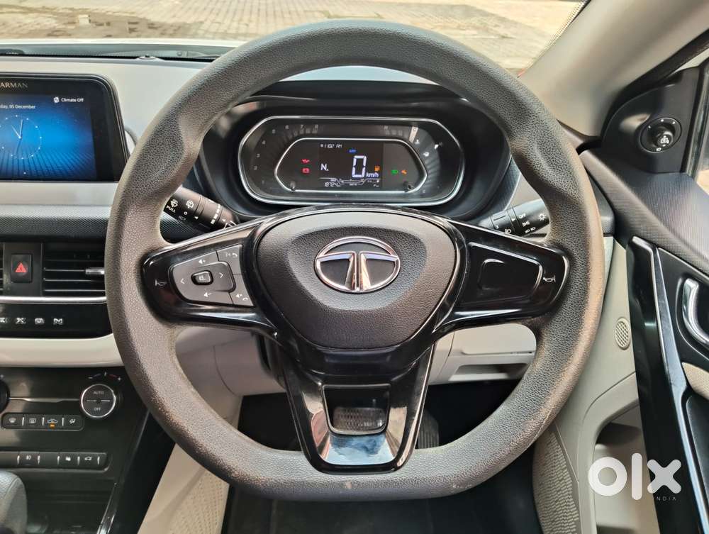Tata Nexon 1.2 Revotron Xza Plus, 2022, Petrol