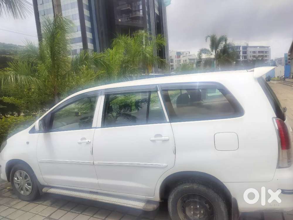 Toyota Innova 2.5 Gx 2010