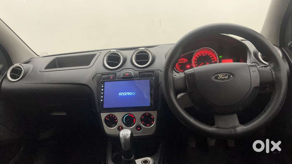Ford Figo 2010-2012 Petrol Zxi, 2013, Petrol