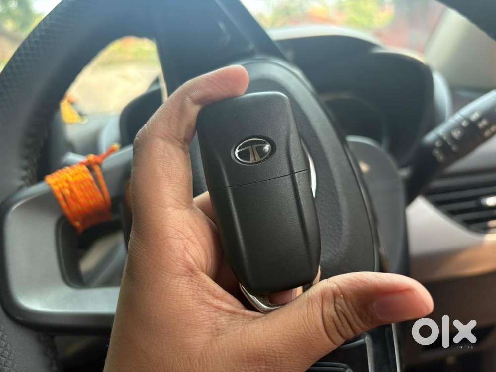 Tata Nexon Xm Petrol - 20000km - 1st Owner - Loaded With Accessories
