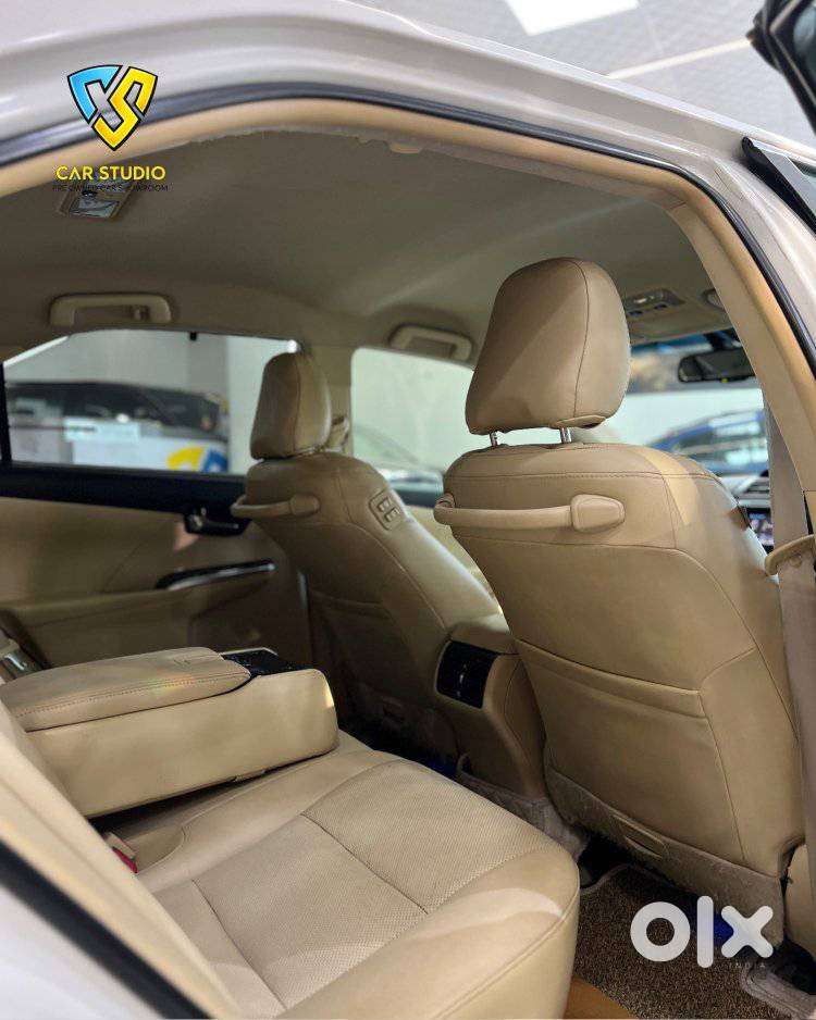 Toyota Camry Hybrid 2.5, 2015