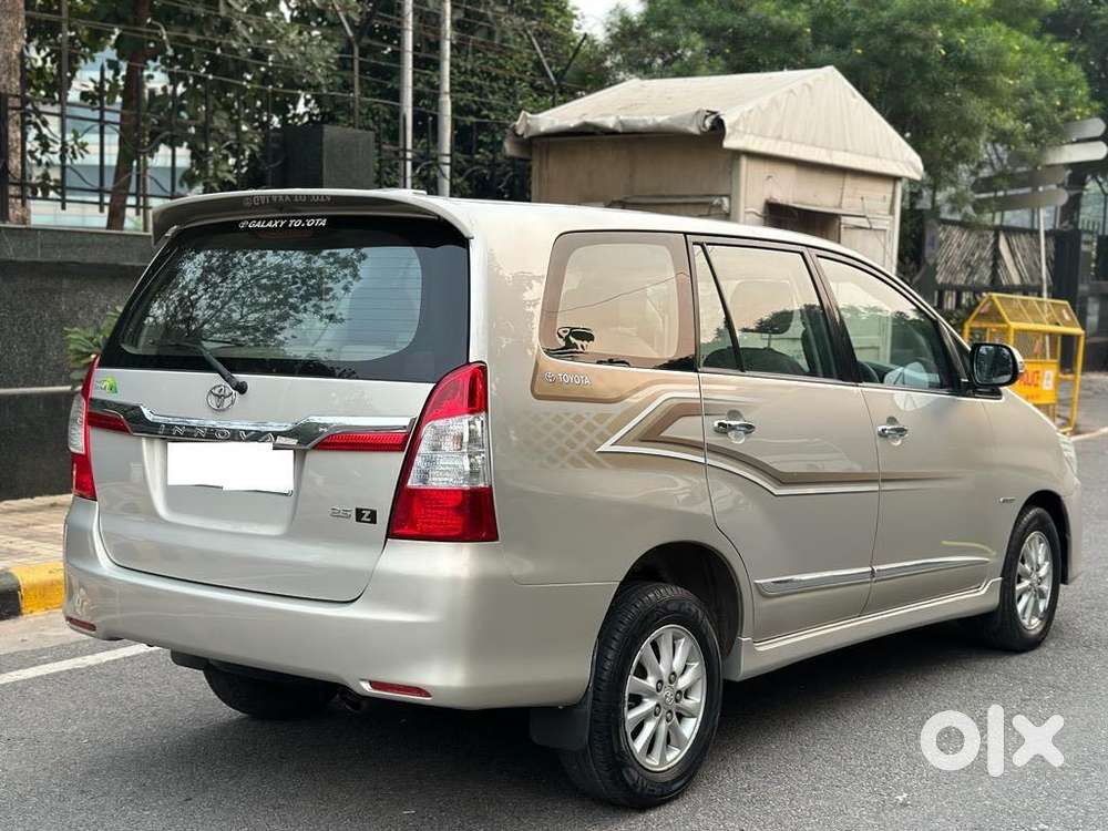 Toyota Innova 2.5 Zx 7 Str Bs-iv, 2015, Diesel