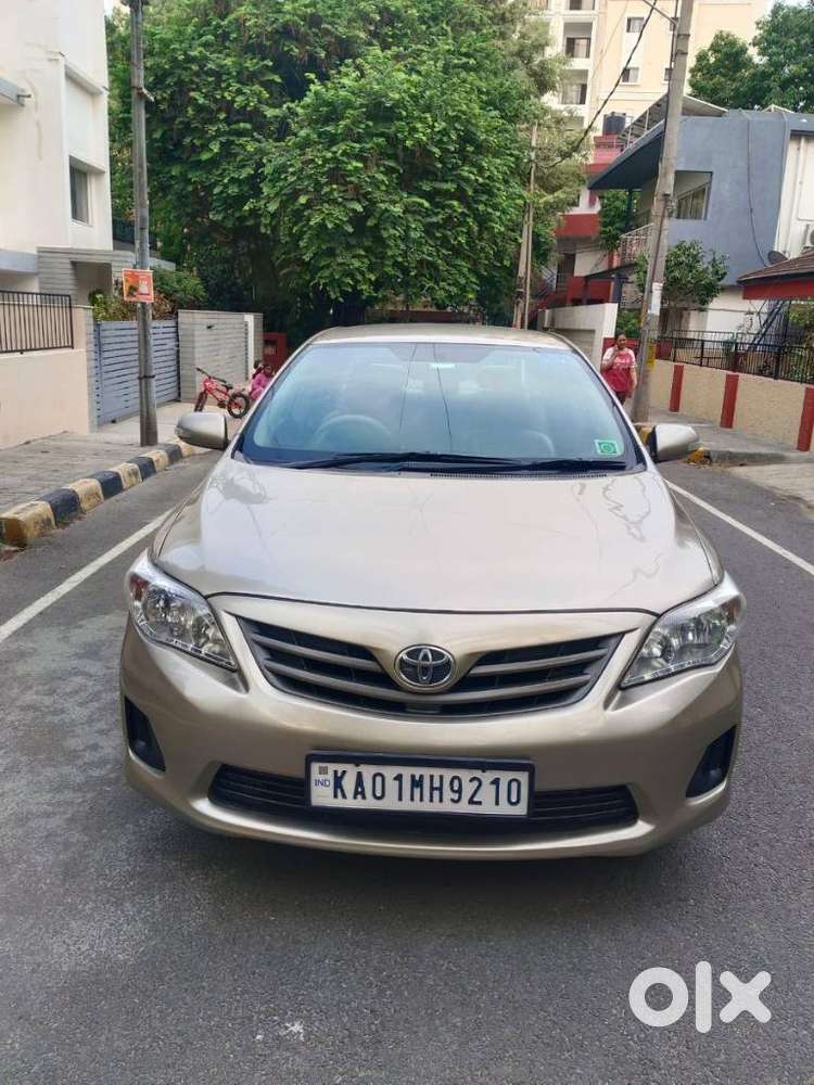 Toyota Corolla Altis 1.8 Js, 2012, Petrol