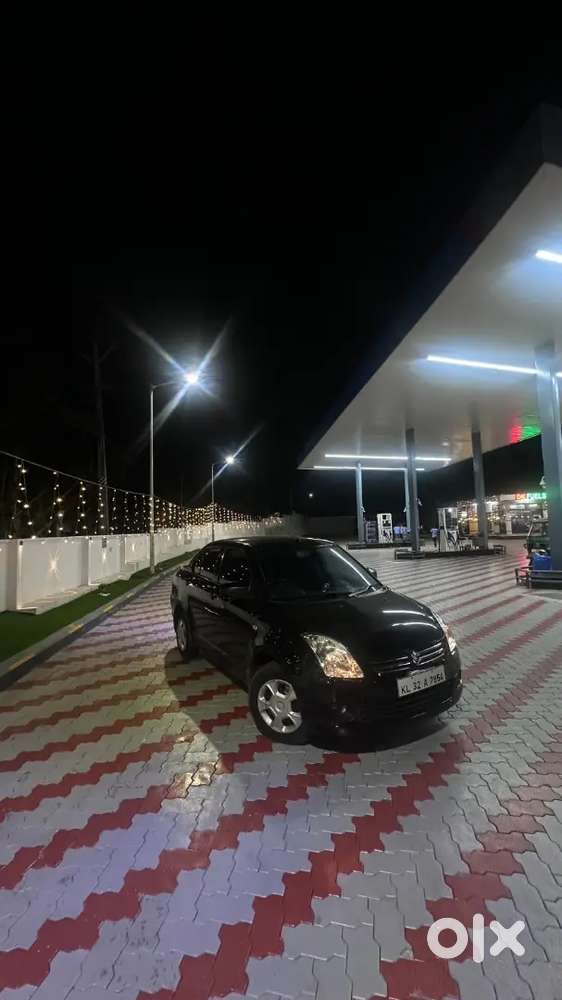 Maruti Suzuki Dzire 2009 Petrol 130000 Km Driven