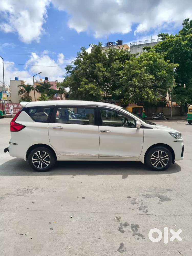 Maruti Suzuki Ertiga Zxi Plus At Shvs, 2022, Petrol