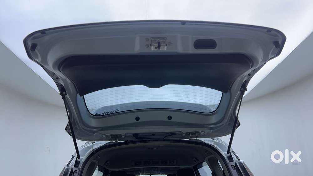 Maruti Suzuki Xl6 Zeta Mt Cng, 2023, Cng & Hybrids