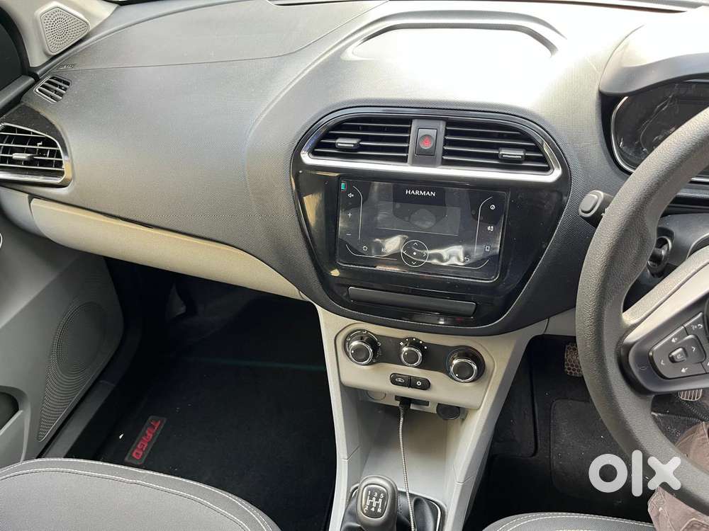 Tata Tiago 1.2 Revotron Xt (o), 2022, Petrol