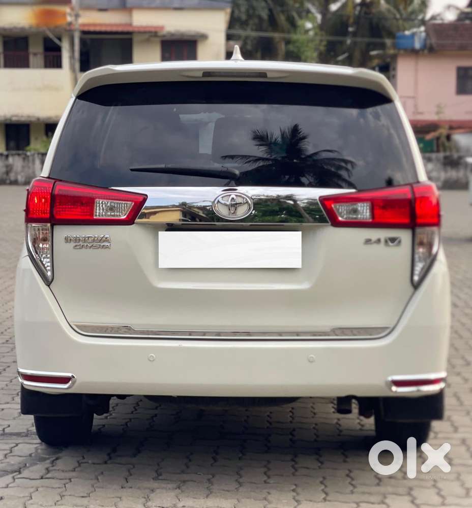 Toyota Innova Crysta 2.4 V, 2018, Diesel