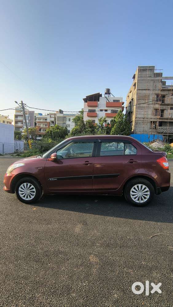 Maruti Suzuki Swift Dzire 1.2 Vxi Bsiv, 2015, Petrol