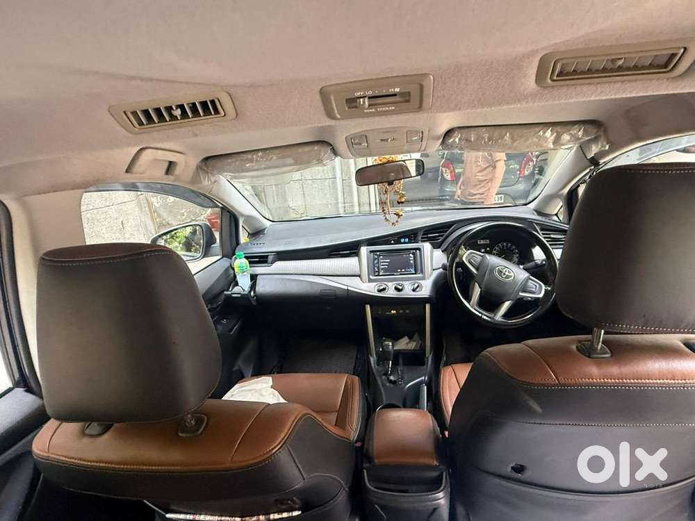 Toyota Innova Crysta 2017 Diesel 118000 Km Driven