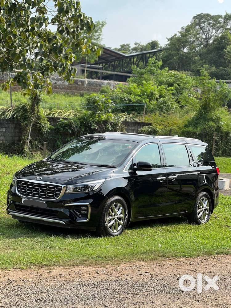 Kia Carnival Premium, 2021, Diesel