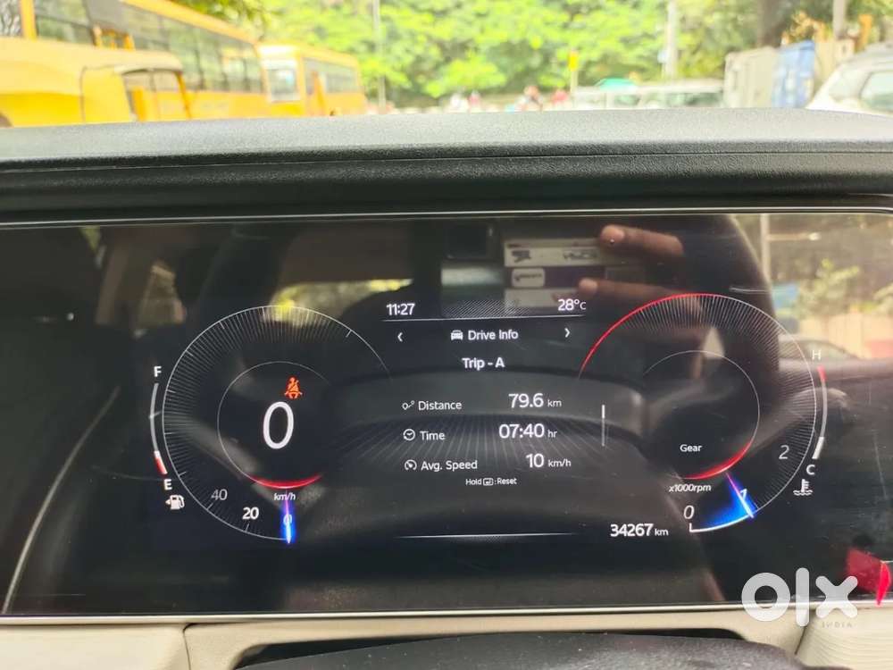 Mahindra Xuv700 2.2 Ax 5 Diesel Mt 7 Str, 2023, Diesel