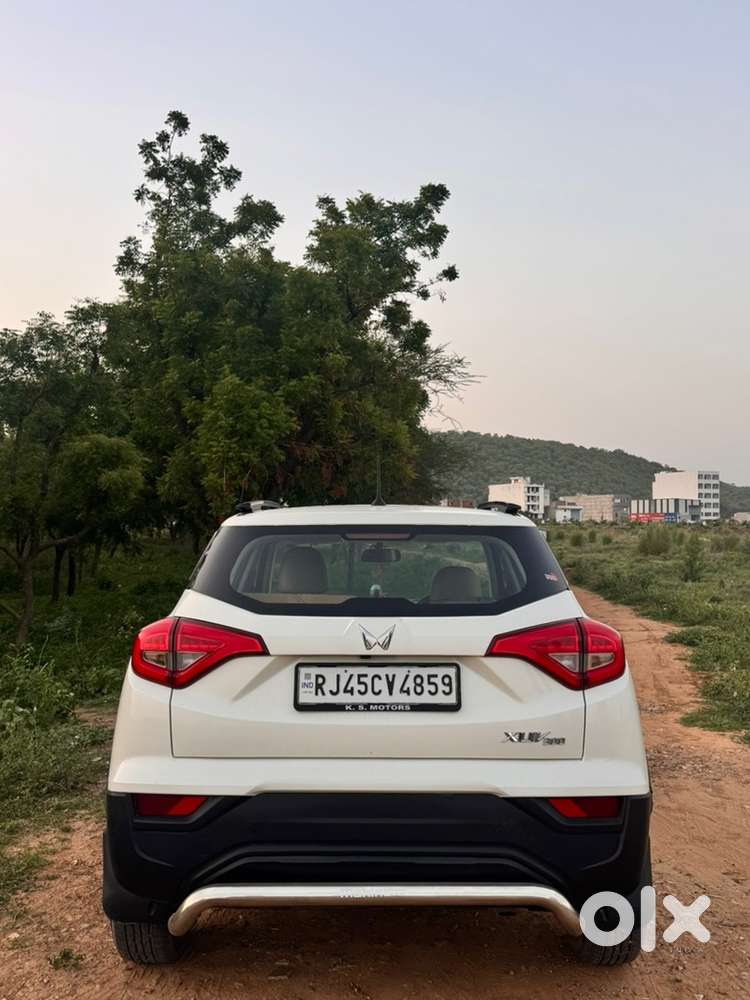 Mahindra Xuv300 2023 Petrol