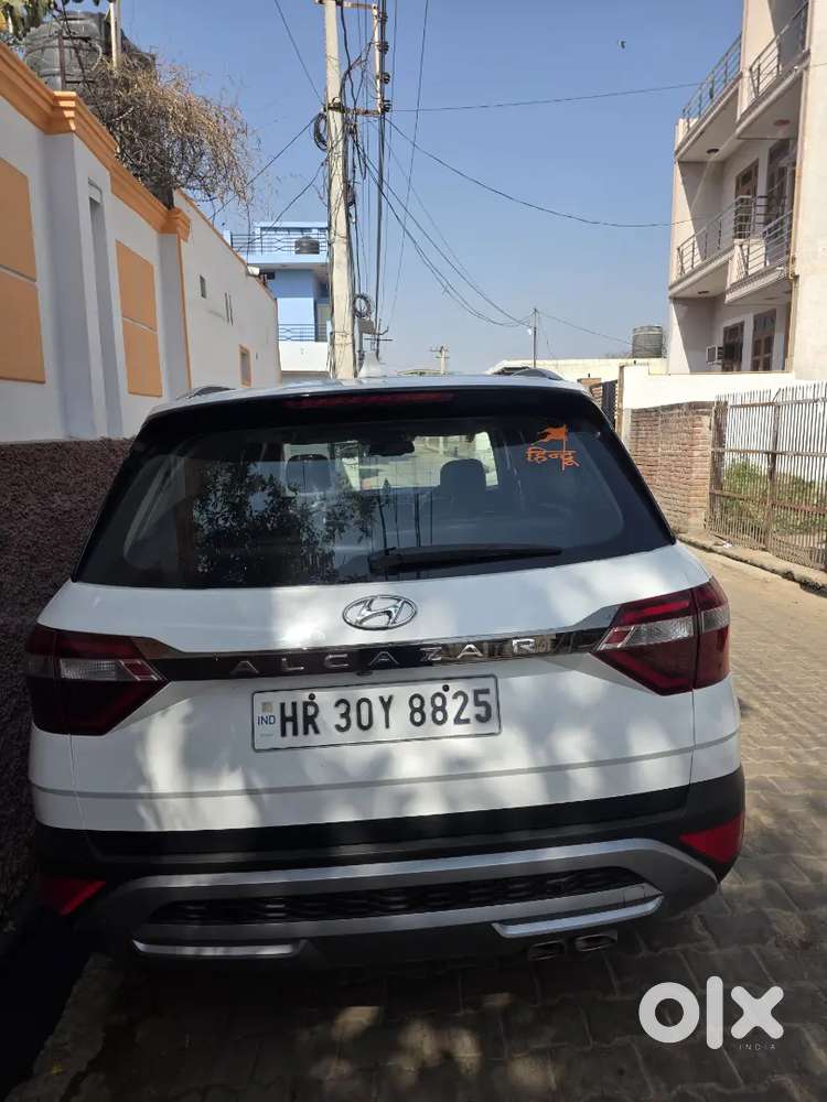 Hyundai Alcazar 2022 Petrol Well Maintained